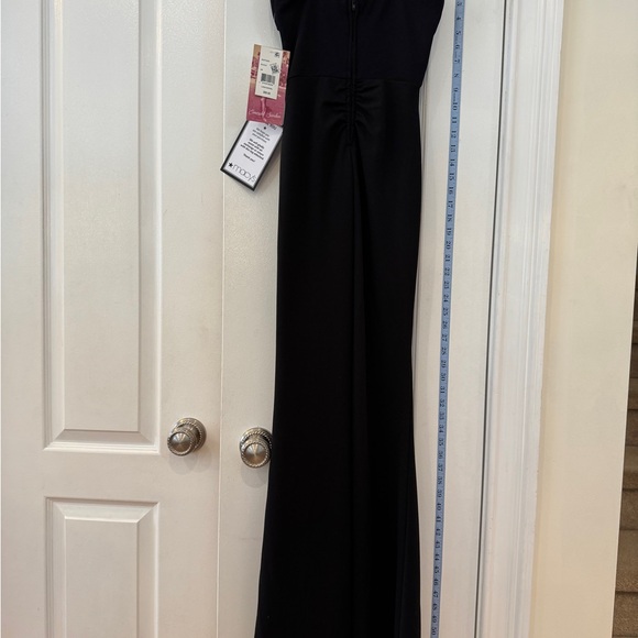 Emerald Sundae Black Spaghetti Strap Dress - Picture 6 of 14